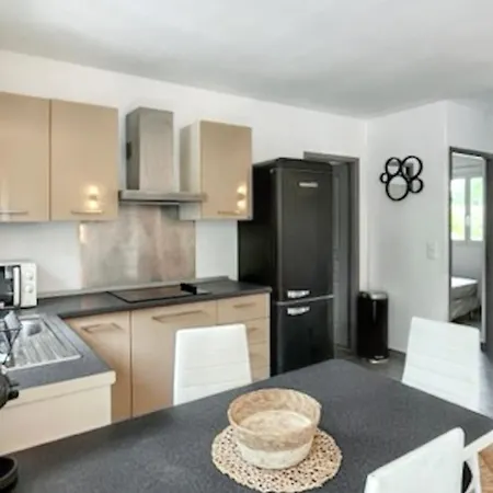 Maison Charmante A Avec Piscine Partagee Ghisonaccia