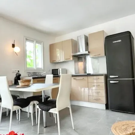 Maison Charmante A Avec Piscine Partagee Casa de Férias